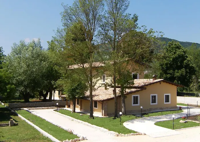 Azienda Agrituristica Tenuta Valviola Amiternum